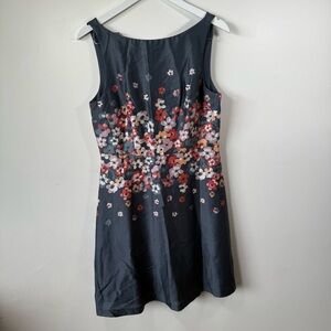 LOFT Outlet Gray Sleeveless Floral Fit & Flare Dress – Size 8
